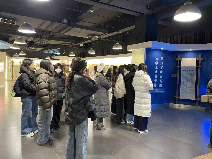 da071f8c3c99bd426257277e36d8164e